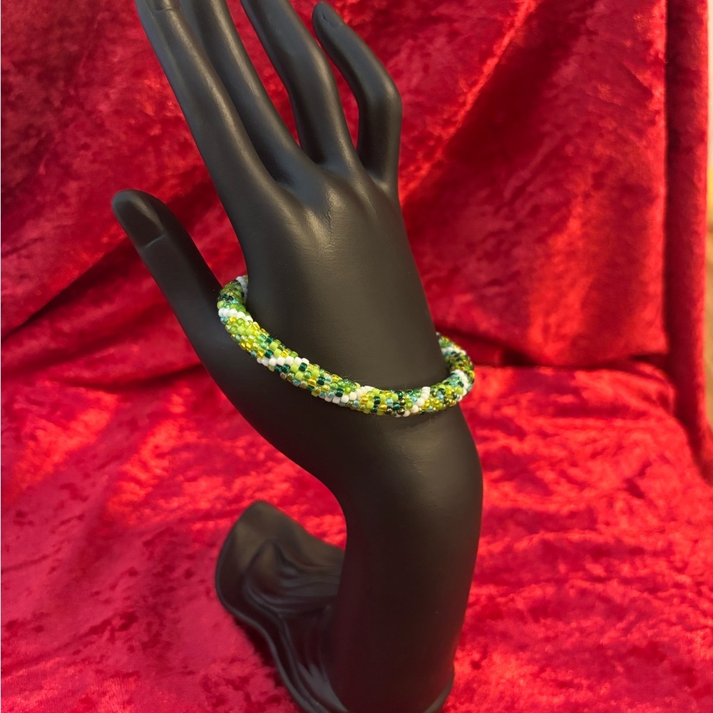 J104 NWOT Sashka "Envy" Colorful Beaded Bracelet